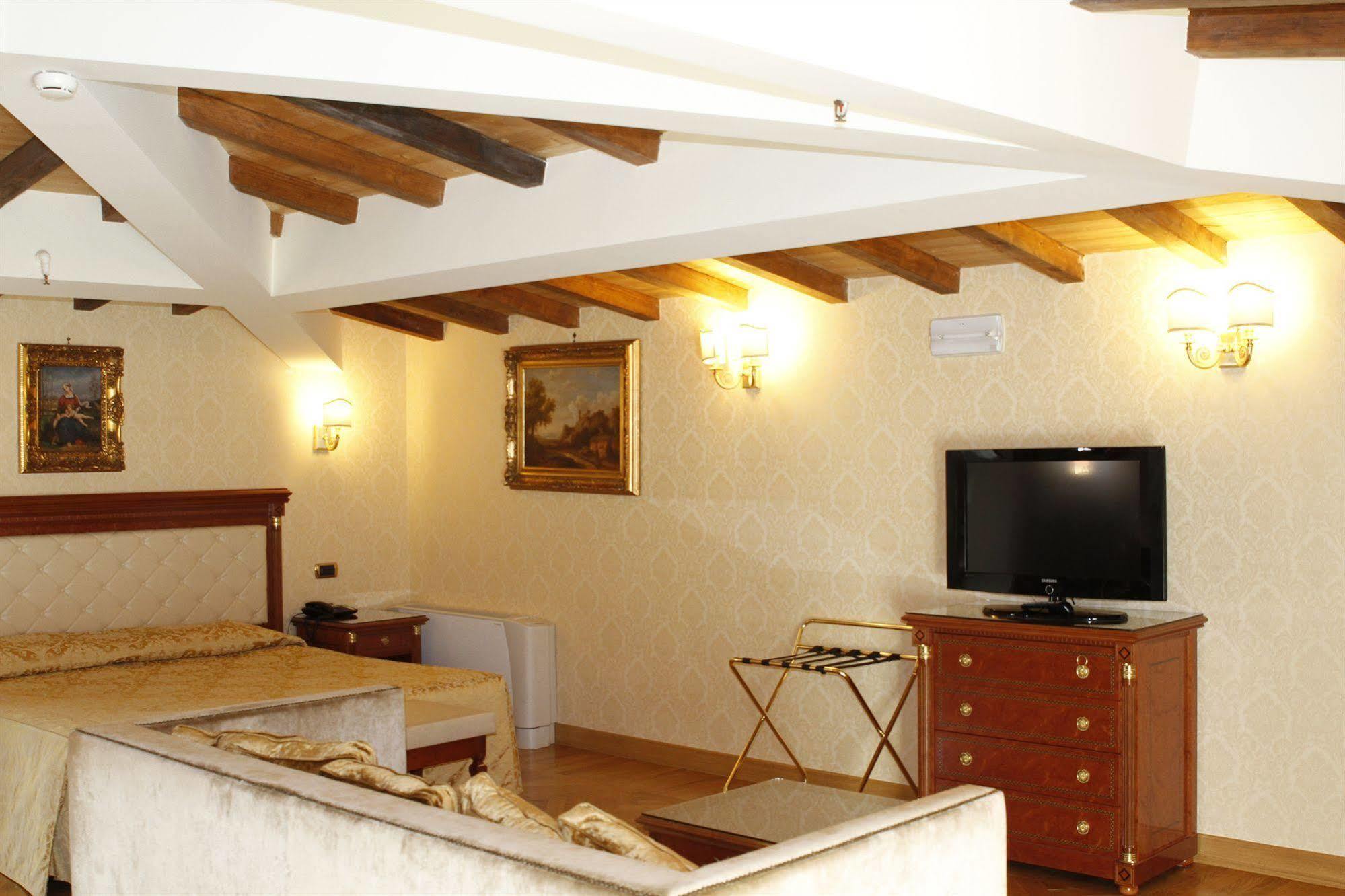 Hotel Villa Pinciana Roma Esterno foto